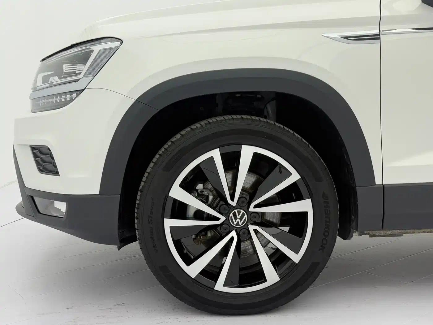 Tharu 2022 280TSI 2WD Luxury Edition — миниатюра 24