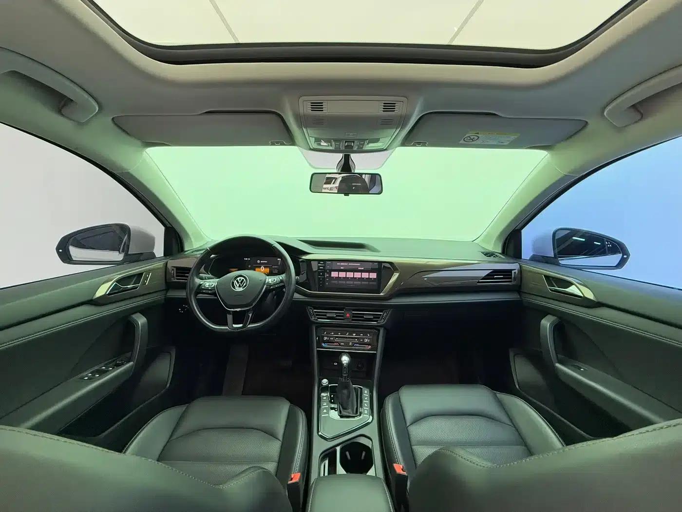 Tharu 2022 280TSI 2WD Luxury Edition — миниатюра 10