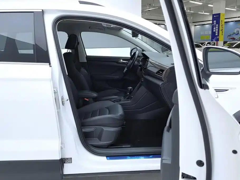 Tharu 2021 280TSI 2WD Luxury Edition PLUS — миниатюра 8