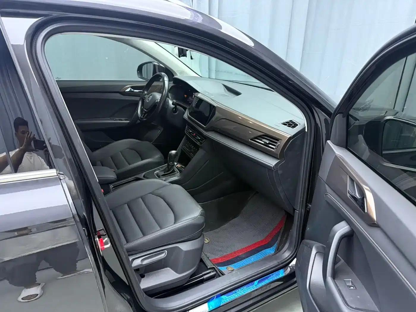 Tharu 2021 280TSI 2WD Luxury Edition PLUS — миниатюра 9