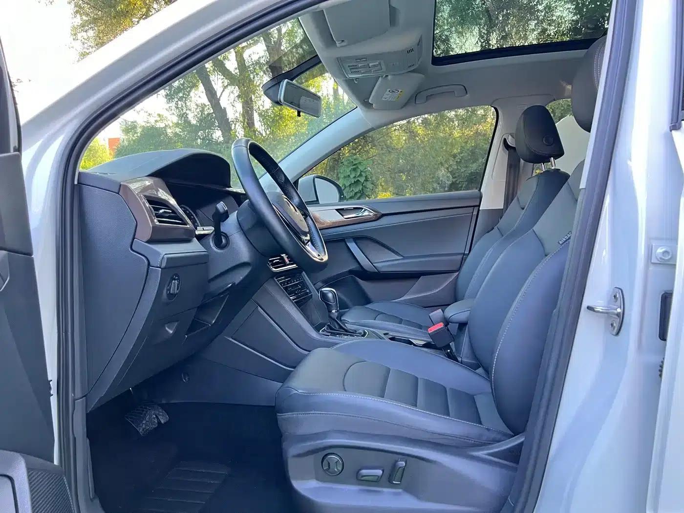 Tharu 2021 280TSI 2WD Luxury Edition PLUS — миниатюра 14
