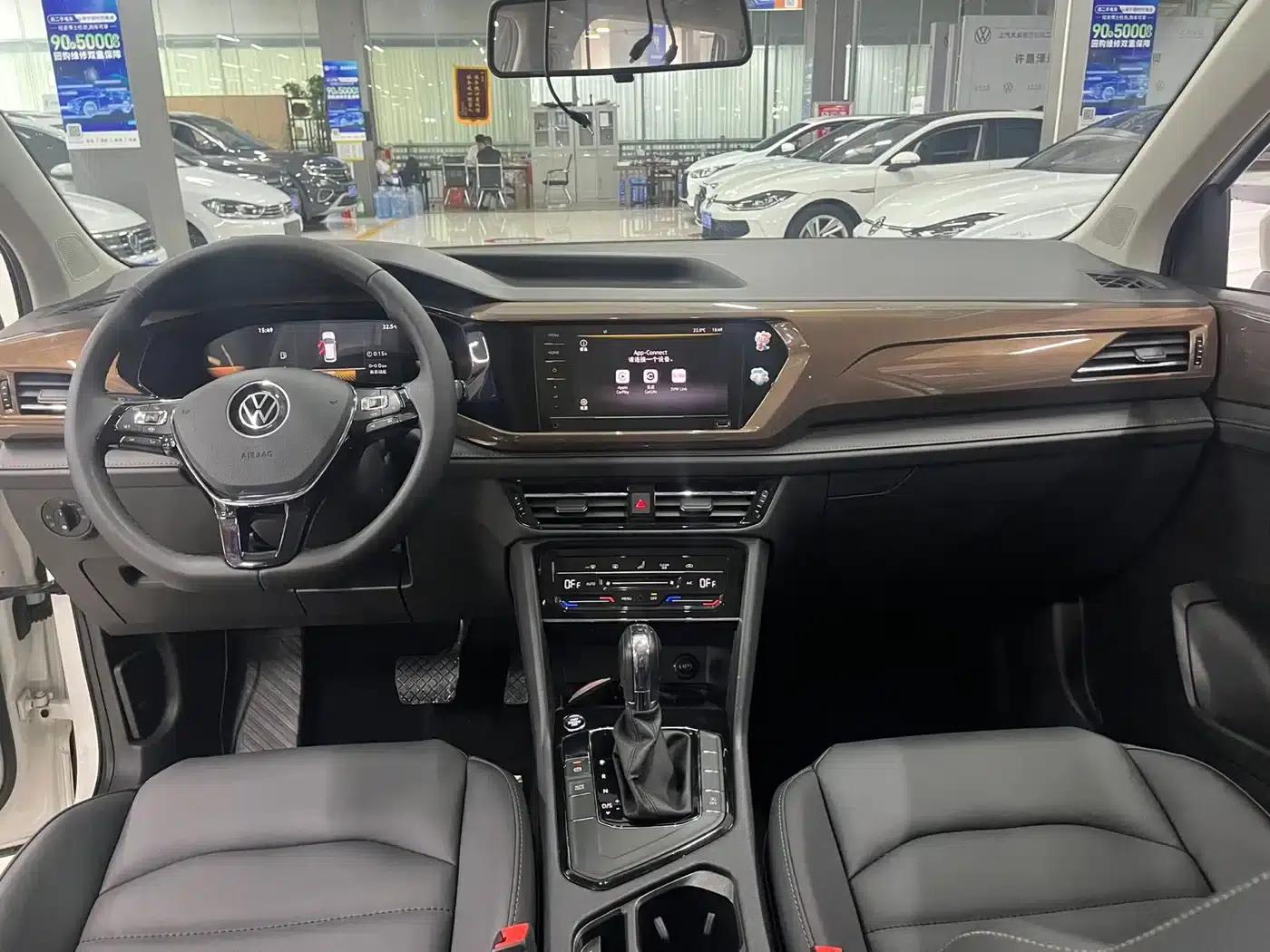 Tharu 2022 280TSI 2WD Comfort Edition — миниатюра 9