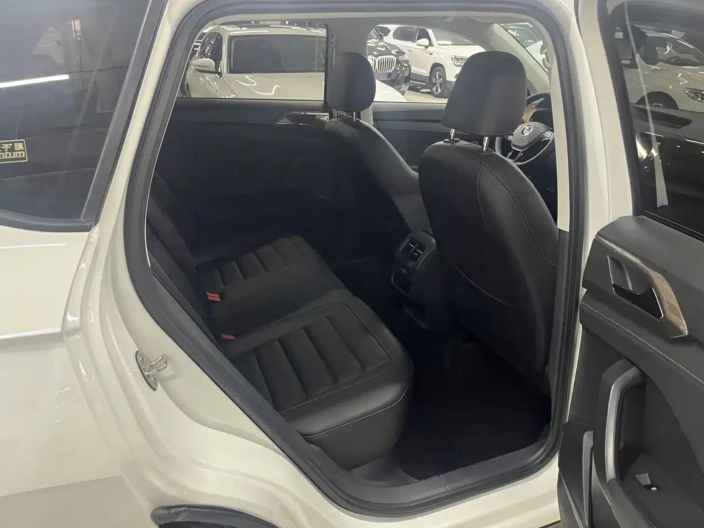 Tharu 2022 280TSI 2WD Comfort Edition — миниатюра 10