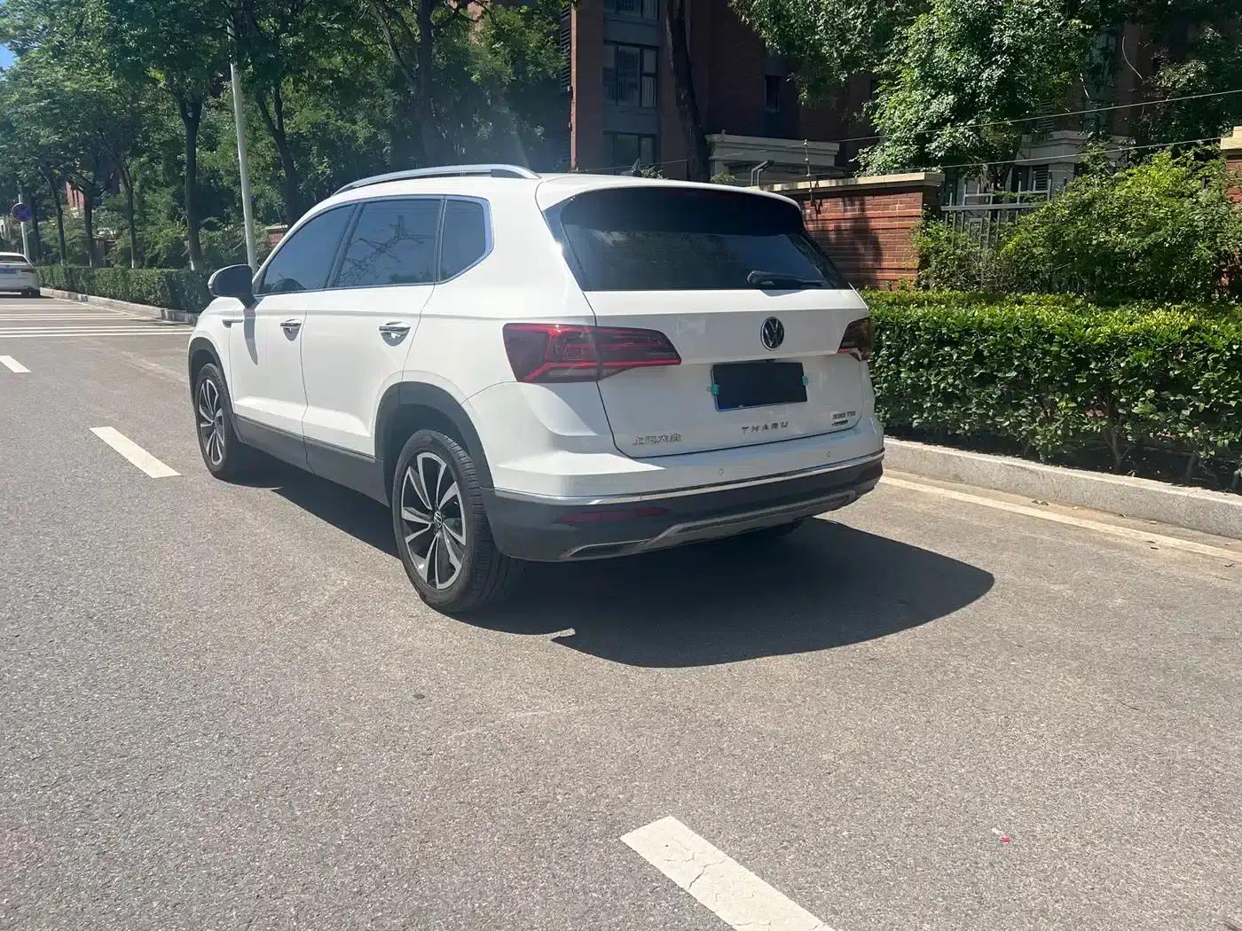 Tharu 2021 330TSI AWD Luxury Edition PLUS — миниатюра 6