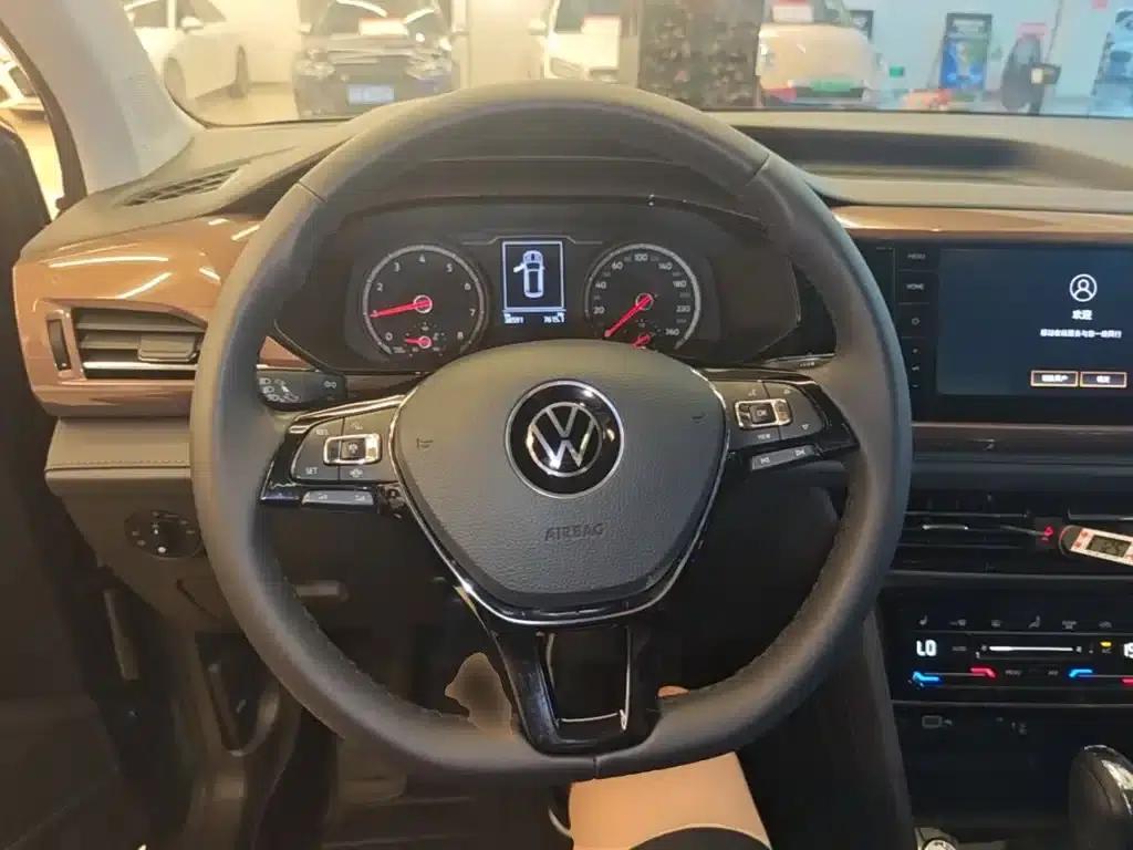 Tharu 2021 330TSI 4WD Luxury Edition — миниатюра 11