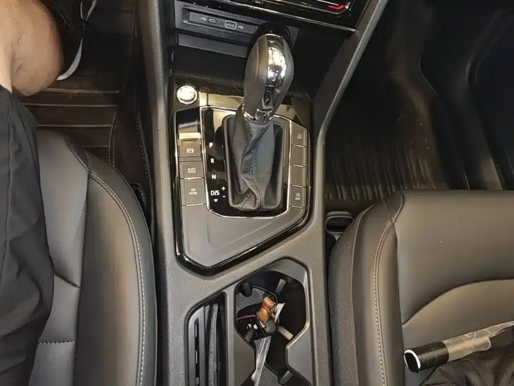 Tharu 2021 330TSI 4WD Luxury Edition — миниатюра 14