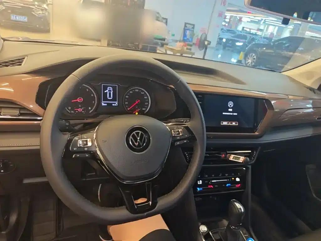Tharu 2021 330TSI 4WD Luxury Edition — миниатюра 10