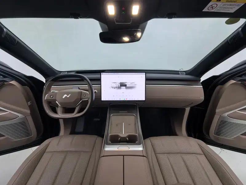2025 Hyundai L90, 4WD, 6-seater, Pure Electric, Factory Customized Edition — миниатюра 14