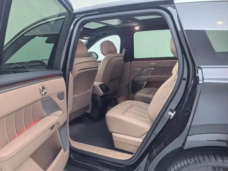2025 Hyundai L90, 4WD, 6-seater, Pure Electric, Factory Customized Edition — миниатюра 22