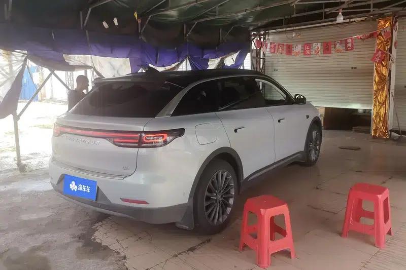 Leapmotor C11 2024 Range Extended Electric 300 Premium Edition — миниатюра 3