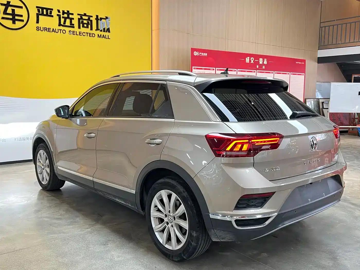 T-ROC 2020 Model 230TSI DSG 2WD Entry-Level — миниатюра 4