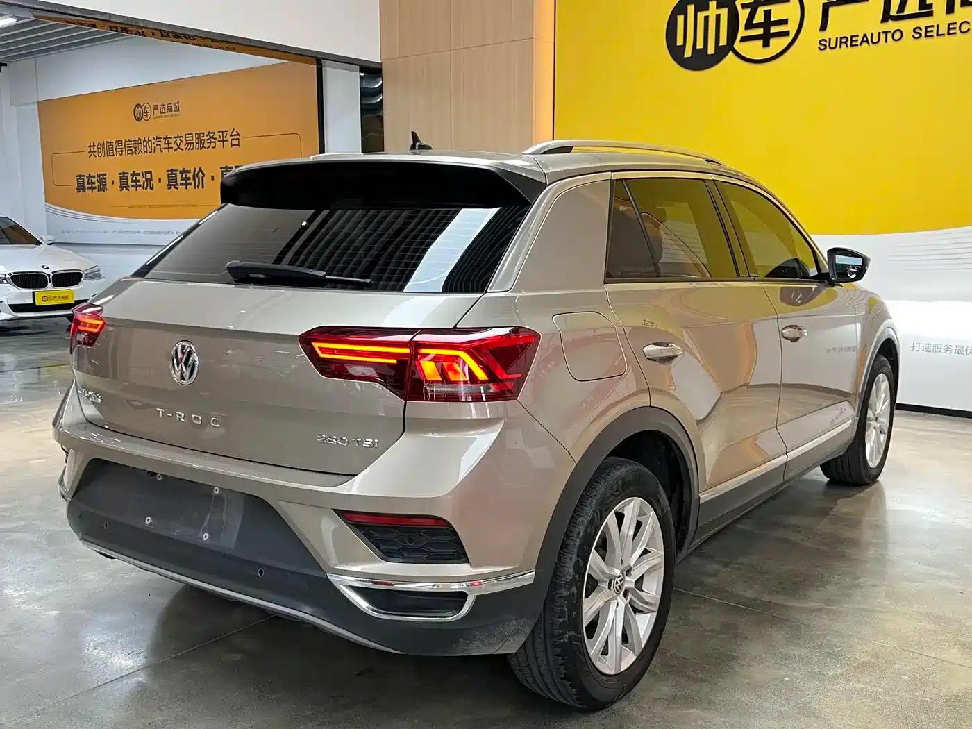 T-ROC 2020 Model 230TSI DSG 2WD Entry-Level — миниатюра 6