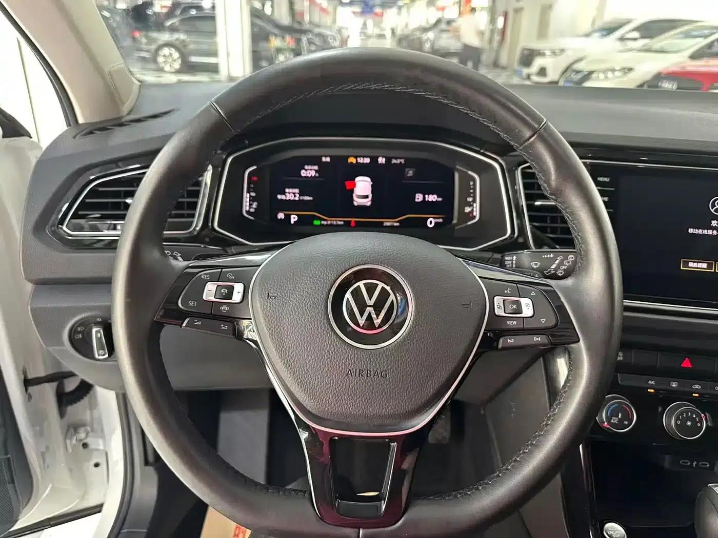 2022 T-ROC 280TSI DSG 2WD R-Line Pro PLUS — миниатюра 10