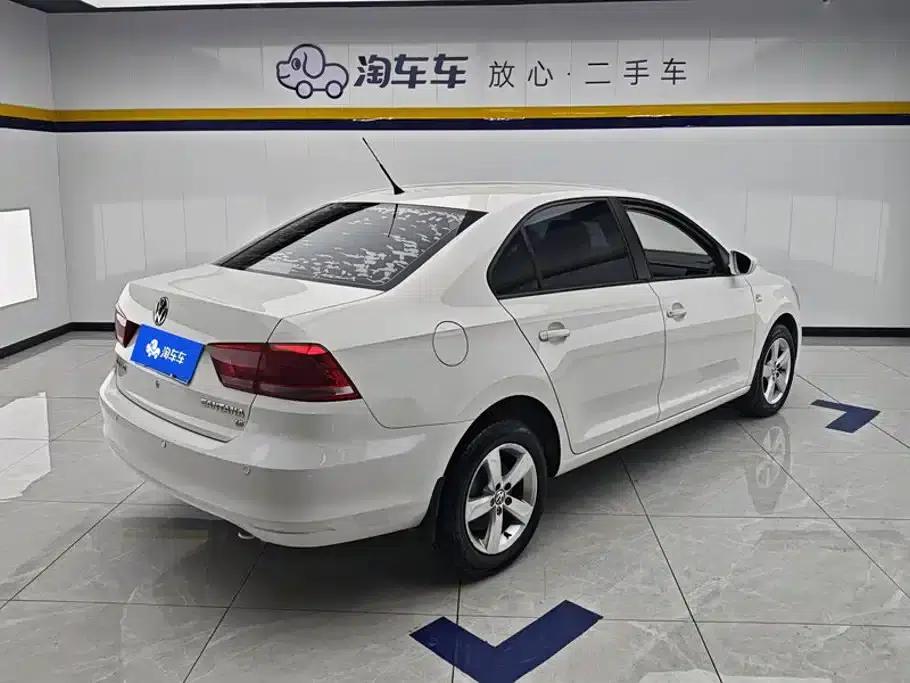 Santana 2015 1.6L Automatic Fashion Edition — миниатюра 3