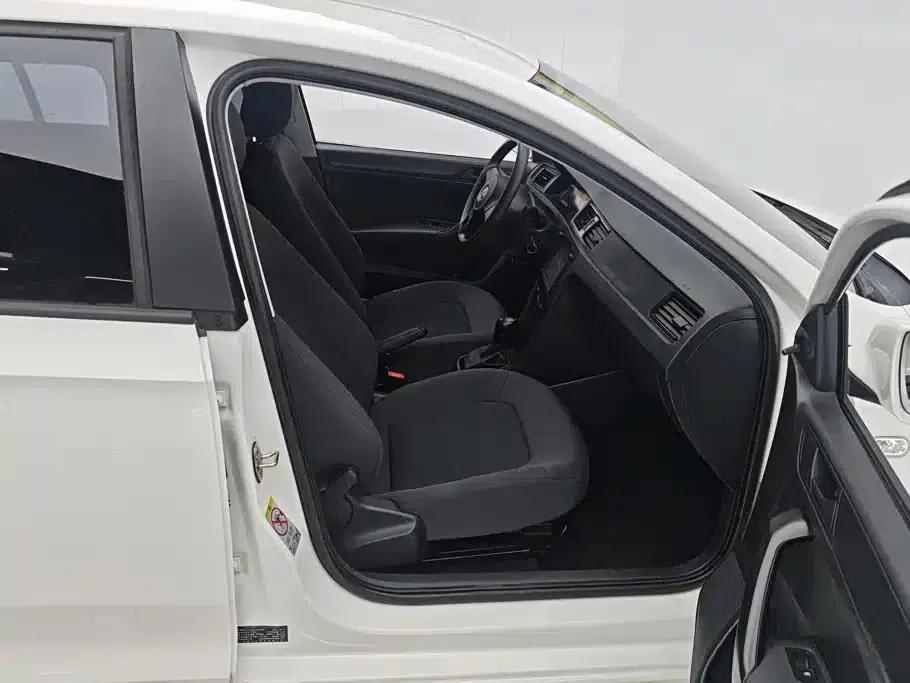 Santana 2015 1.6L Automatic Fashion Edition — миниатюра 8