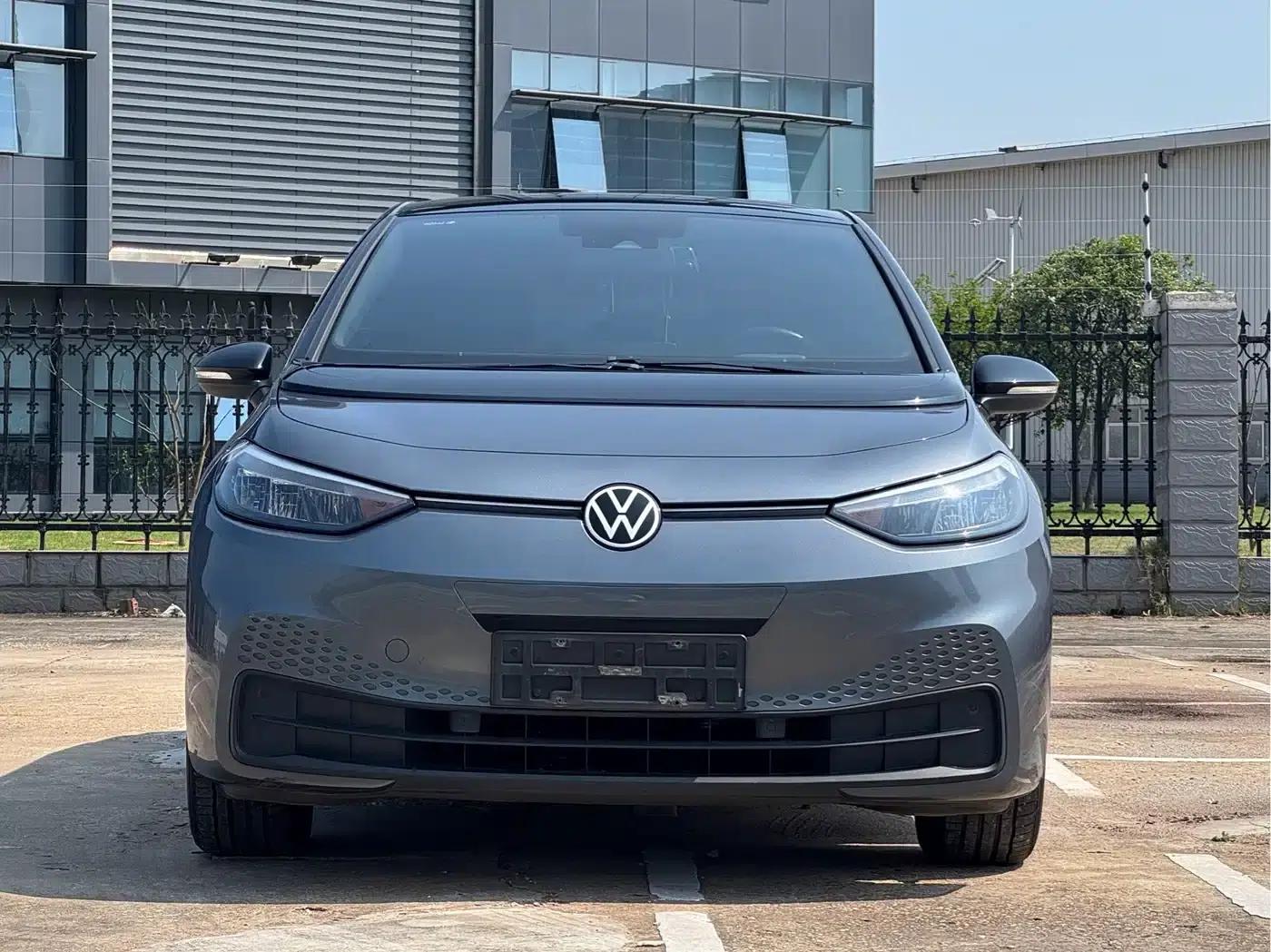Volkswagen ID.3 2023 Pure Smart Edition — миниатюра 2