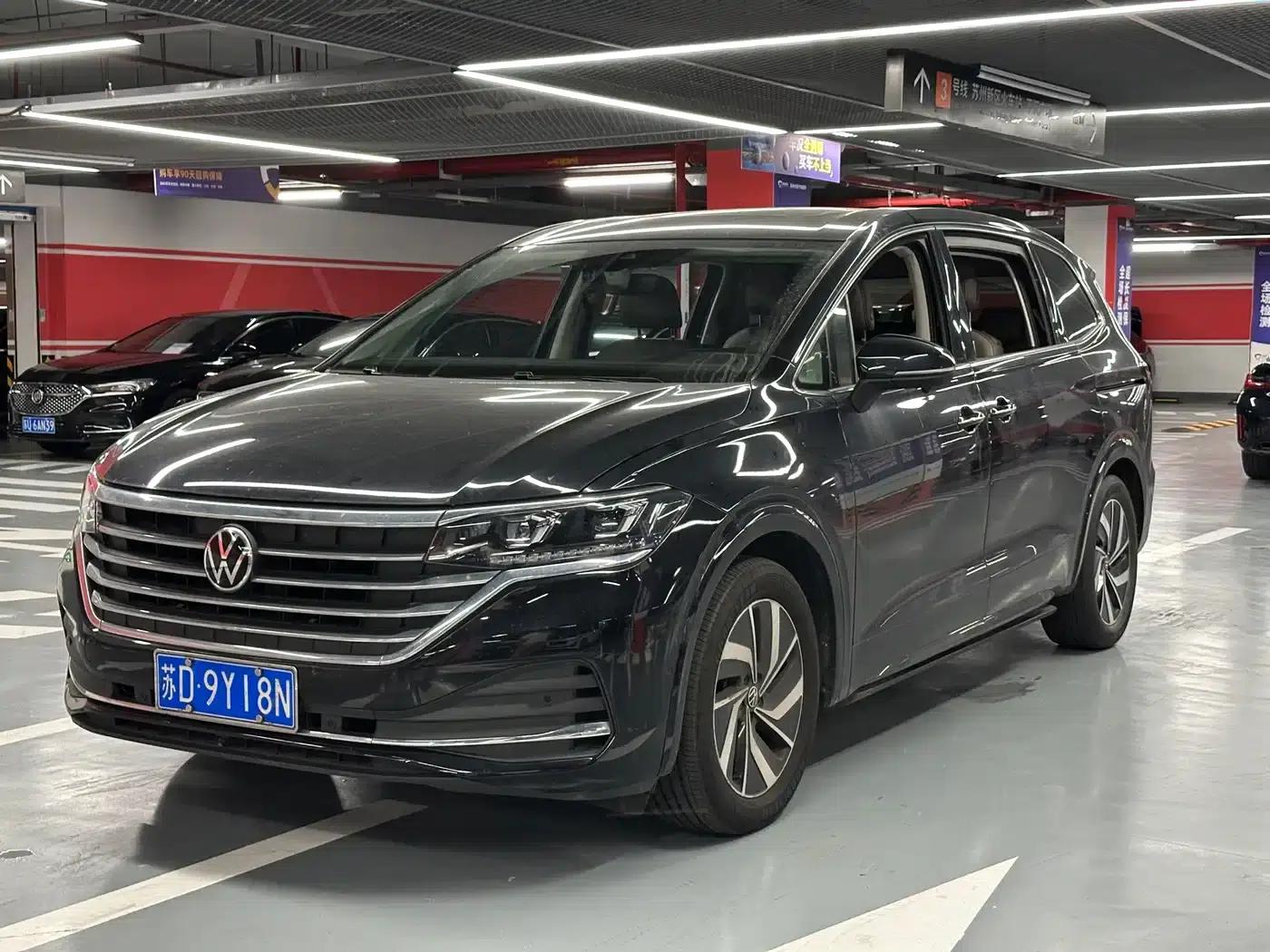 Viloran 2022 380TSI Premium Edition — миниатюра 1