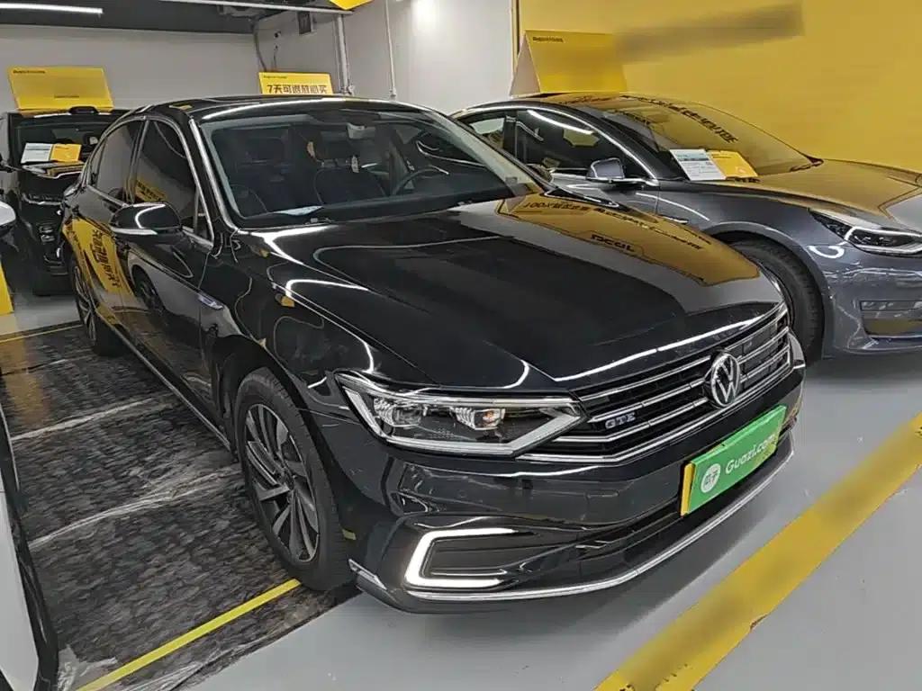2022 Volkswagen Passat PHEV GTE Luxury Edition — миниатюра 4