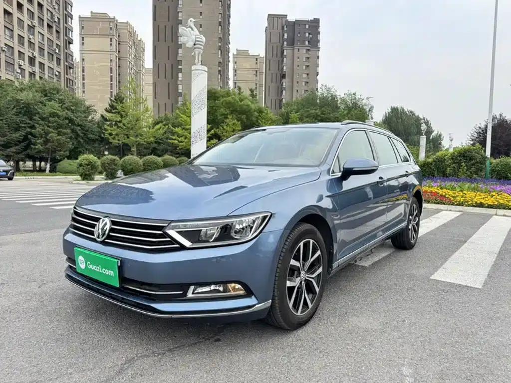 Passat Variant 2018 380TSI 2WD Comfortline — миниатюра 1