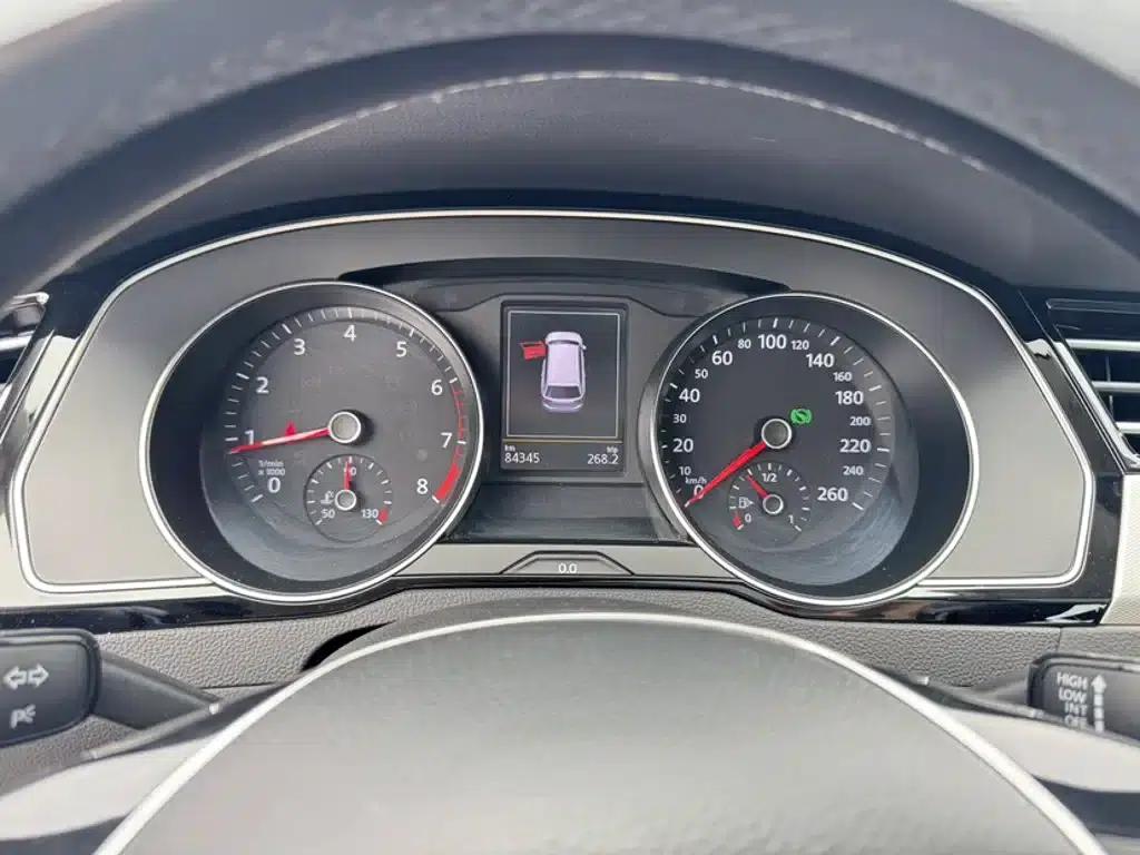 Passat Variant 2018 380TSI 2WD Comfortline — миниатюра 3