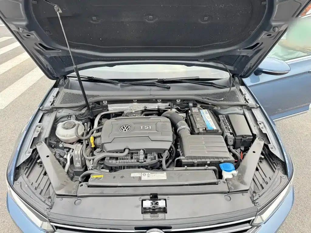 Passat Variant 2018 380TSI 2WD Comfortline — миниатюра 8