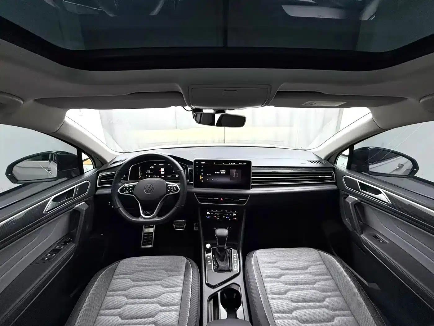 Tiguan X 2022 330TSI 2WD Flagship Edition — миниатюра 8