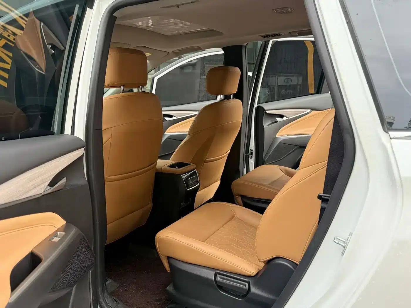 Maxus G50 Plug-in Hybrid 2025 Facelift Flagship Edition — миниатюра 6