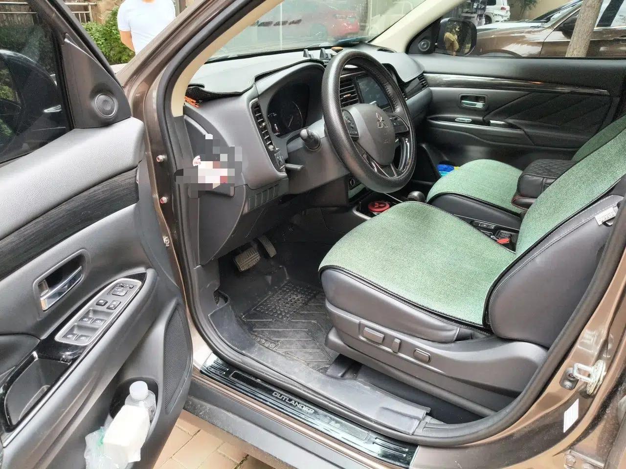 Mitsubishi Outlander 2020 2.0L Two-Wheel Drive Enjoyment Version 5 Seats — миниатюра 16