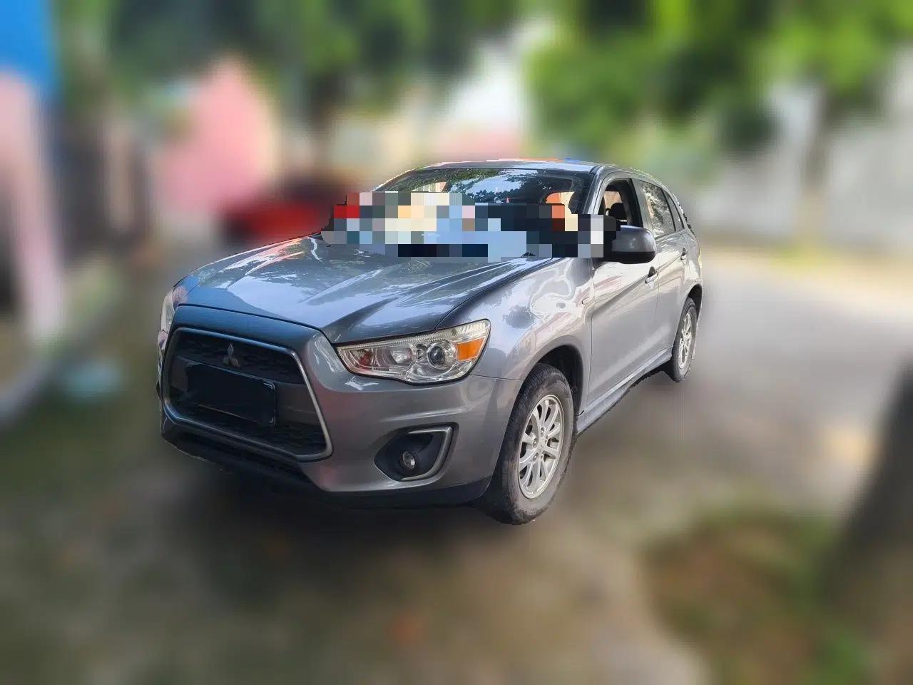 Mitsubishi ASX 2013 2.0L CVT Two-Wheel Drive Luxury Edition — миниатюра 1