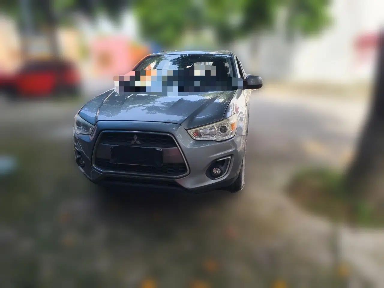 Mitsubishi ASX 2013 2.0L CVT Two-Wheel Drive Luxury Edition — миниатюра 2