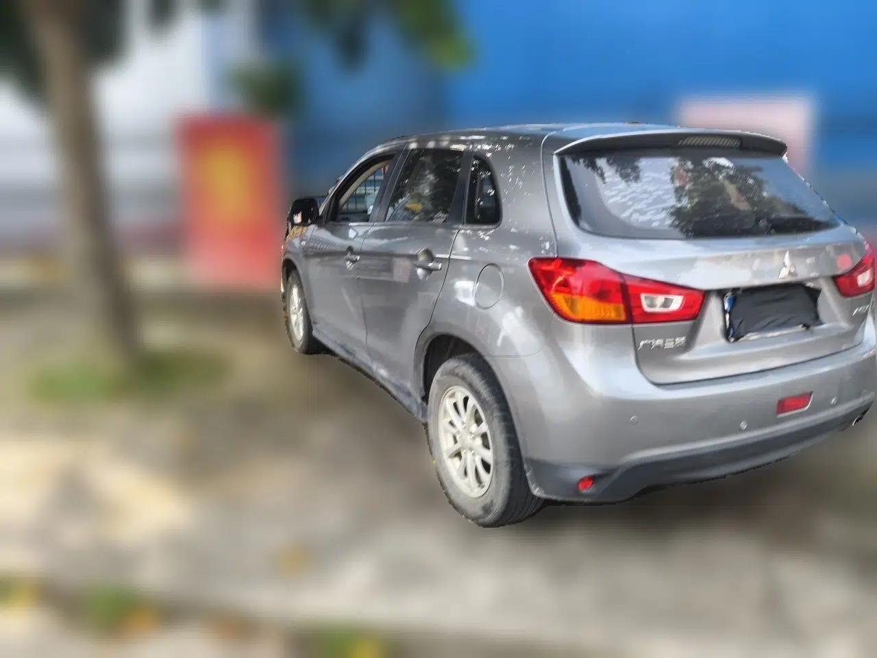 Mitsubishi ASX 2013 2.0L CVT Two-Wheel Drive Luxury Edition — миниатюра 4