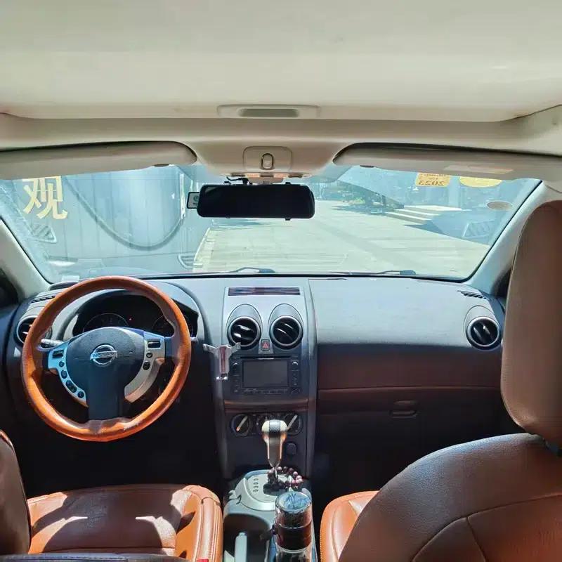 Nissan Qashqai 2015 2.0XL Cool Fire CVT 2WD — миниатюра 9