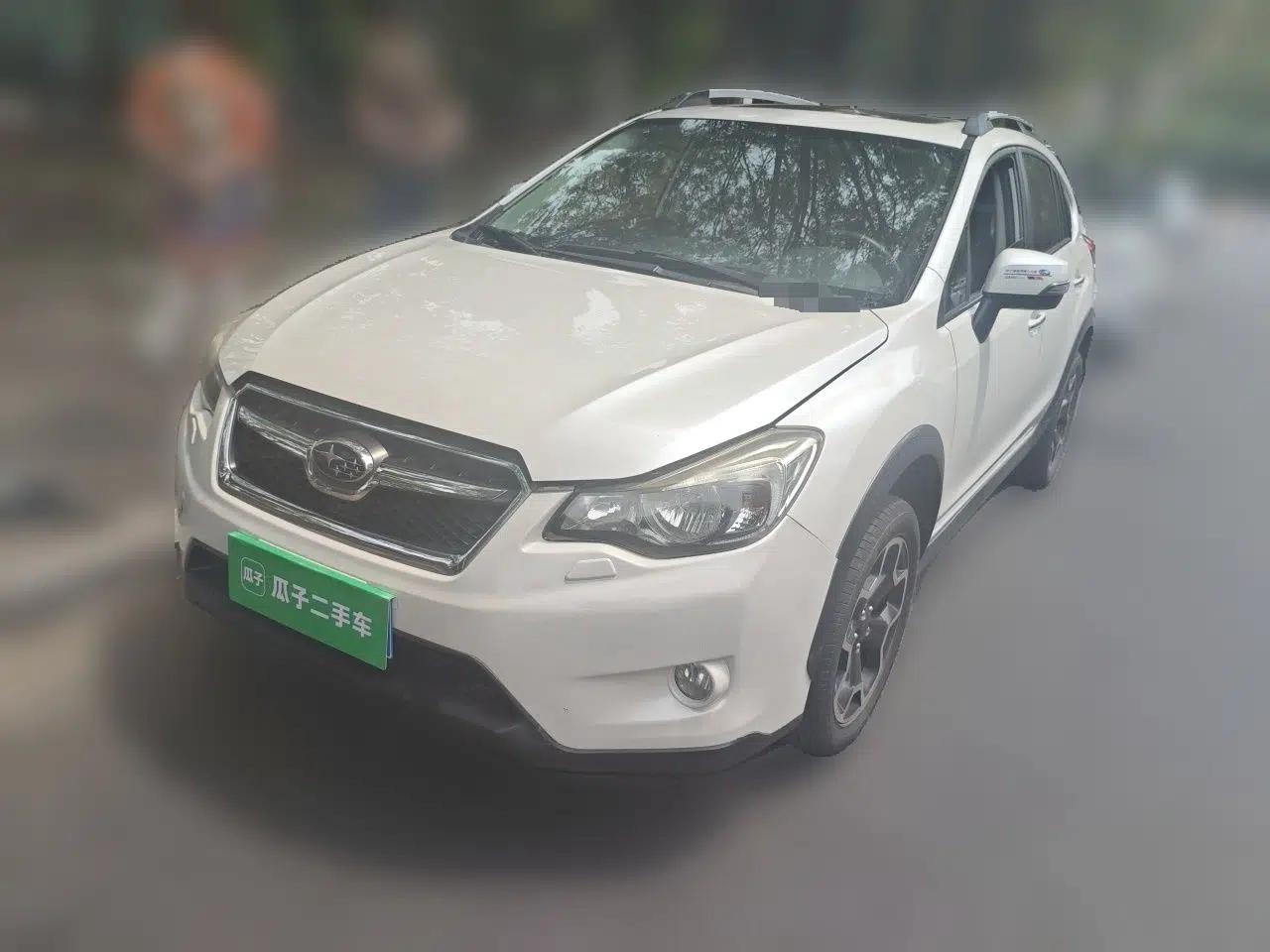 Subaru XV 2012 2.0i Luxury Edition — миниатюра 1
