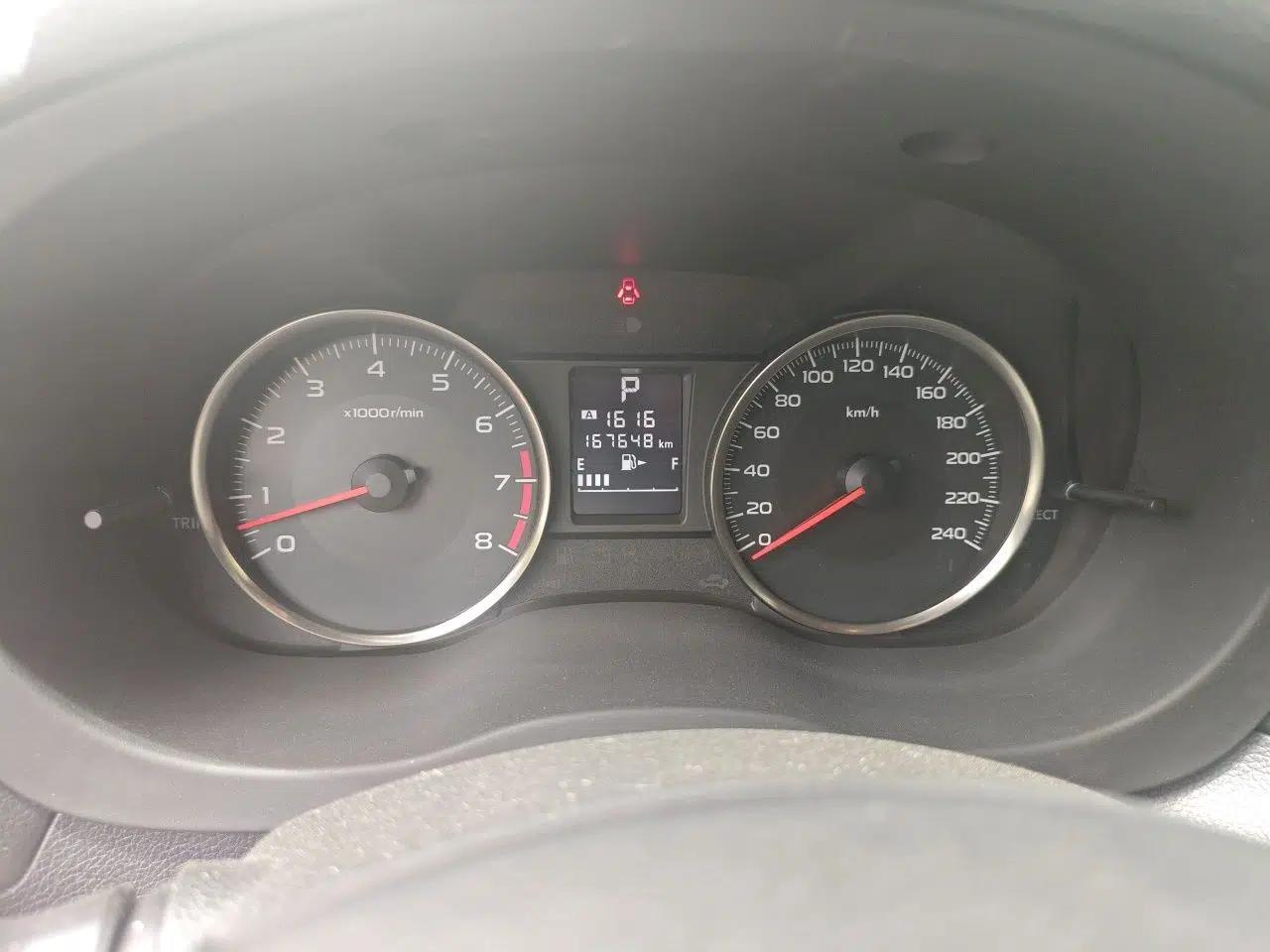 Subaru XV 2012 2.0i Luxury Edition — миниатюра 11