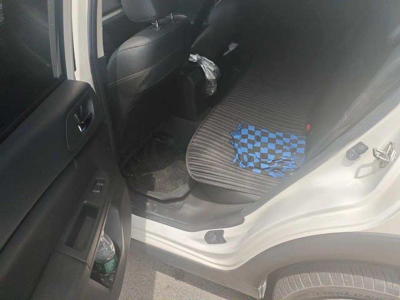 Subaru XV 2012 2.0i Luxury Edition — миниатюра 17