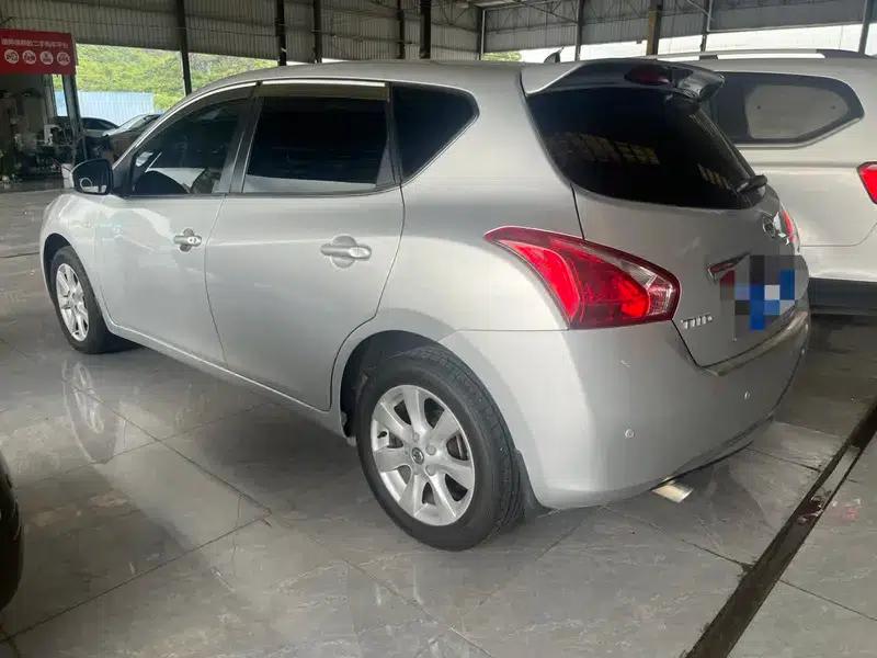 Tiida 2011 1.6L CVT Smart — миниатюра 4