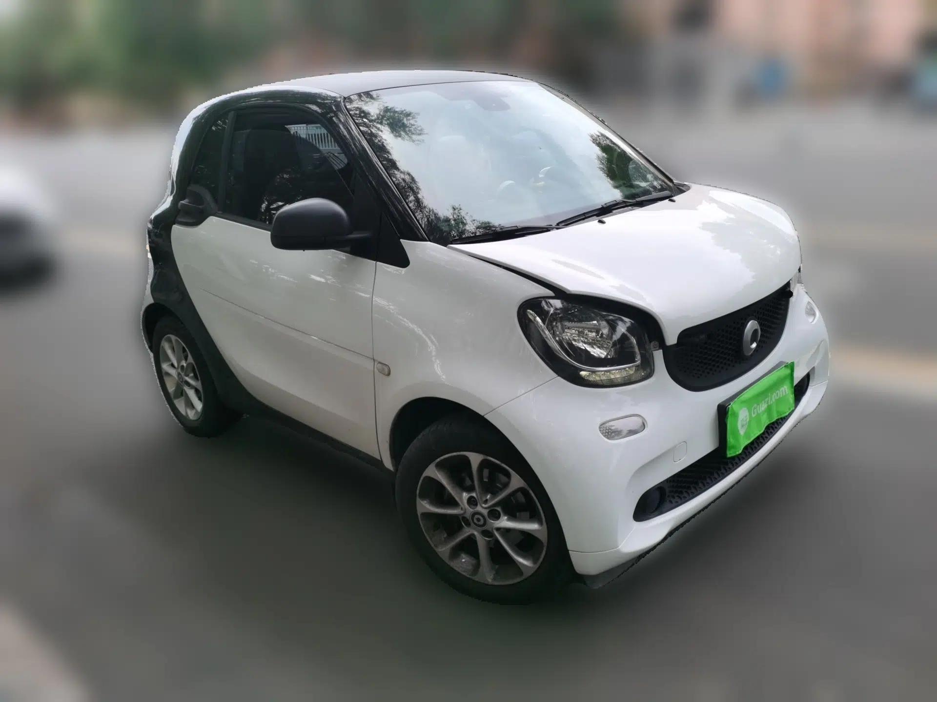 smart fortwo 2015 1.0L 52 kW hardtop Dynamic version — миниатюра 3