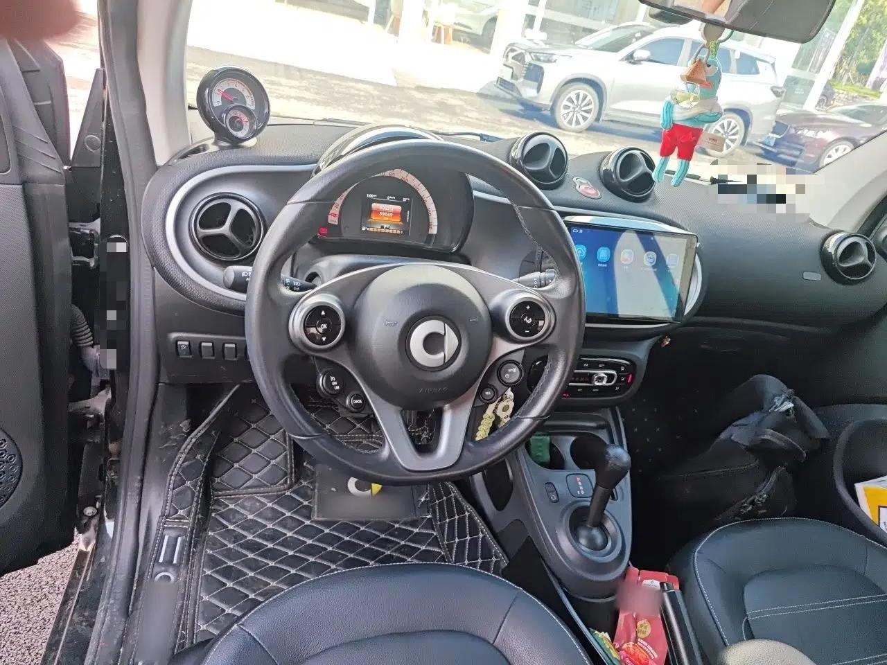 smart fortwo 2016 0.9T 66kW Hardtop Pioneer Edition — миниатюра 10