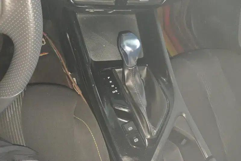 Roewe i5 2021 1.5L CVT Platinum Edition — миниатюра 15