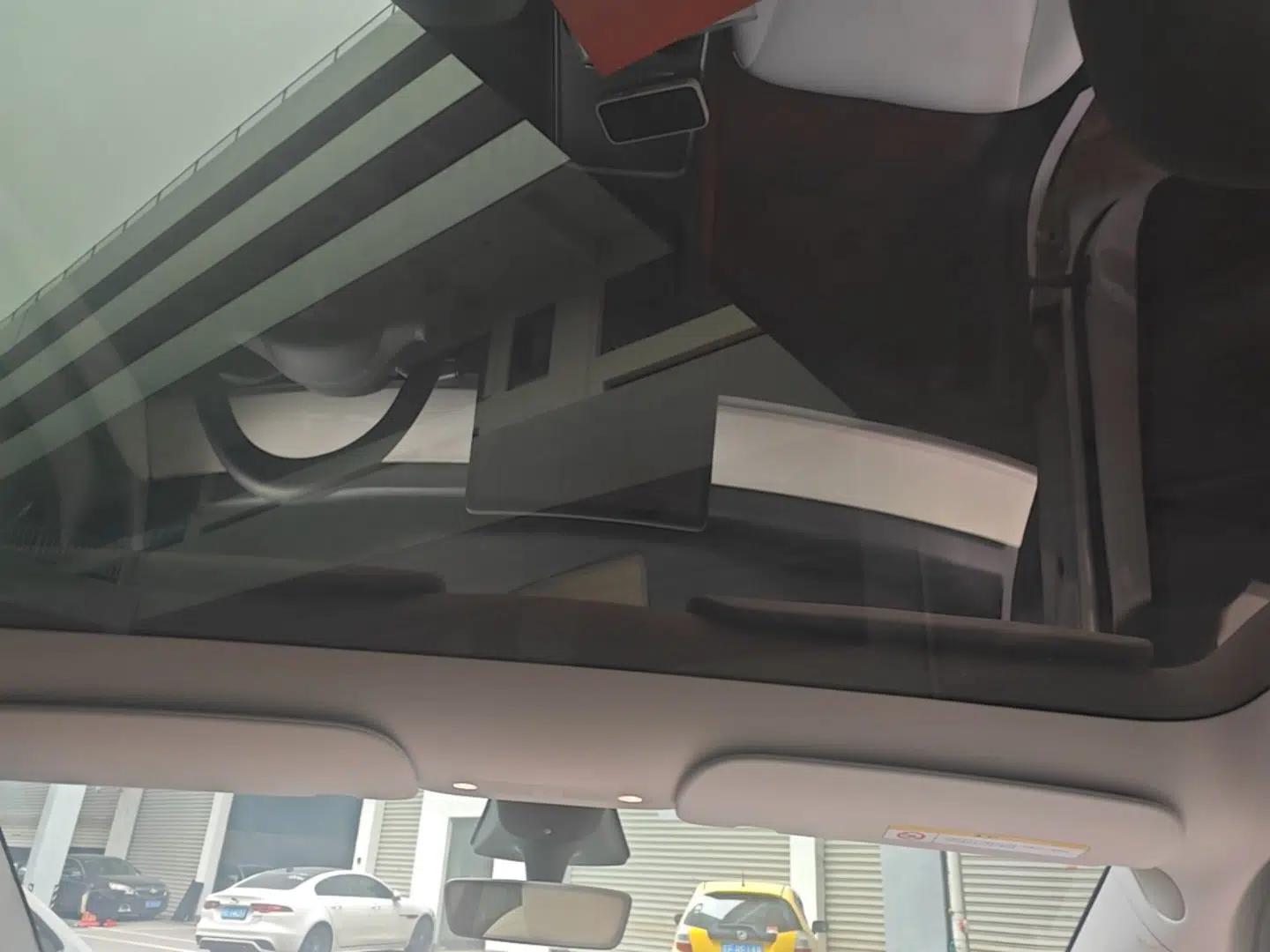 Tesla Model Y 2022 Long-Range All-Wheel-Drive Version — миниатюра 26