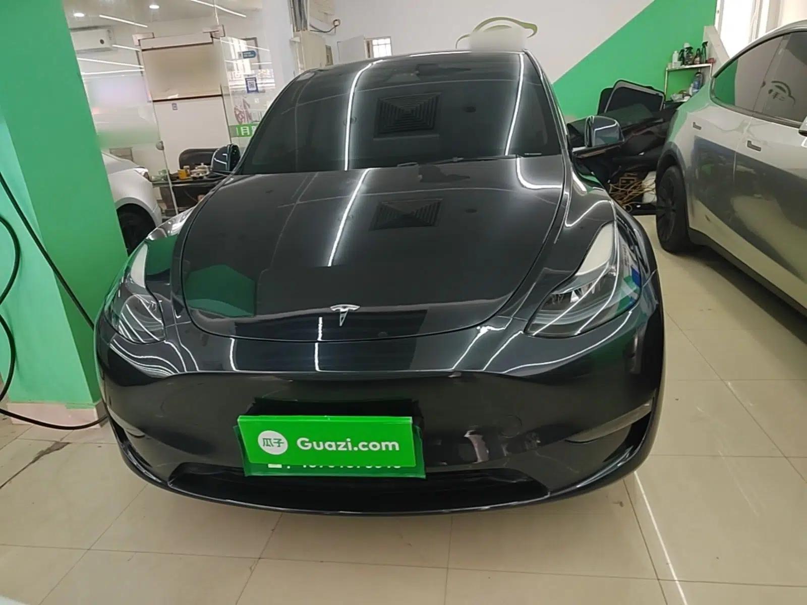 Tesla Model Y 2024 Long-Range All-Wheel-Drive Version — миниатюра 2