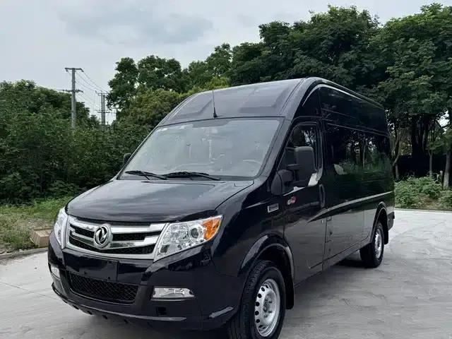 Yufeng 2021 2.5T V9 Logistics Van, Long Wheelbase, High Roof, 6-9 Seats, National V Emission Standard ZD25