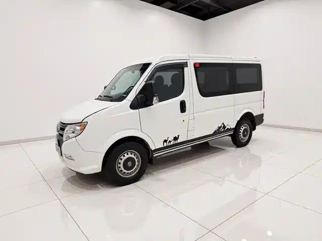 Yufeng 2020 2.3T Economy Logistics Van, Short Wheelbase, Low Roof, 5-9 Seats, WP2.3