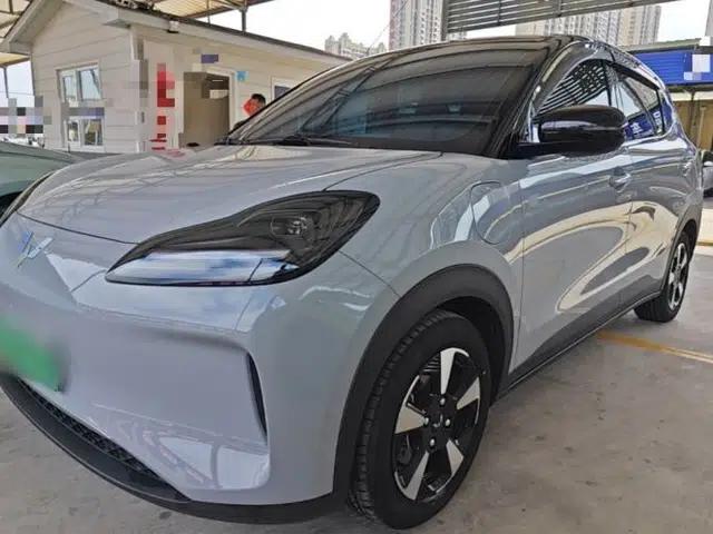 Wuling Bingo PLUS 2024 330 km Range Five-Seater Version