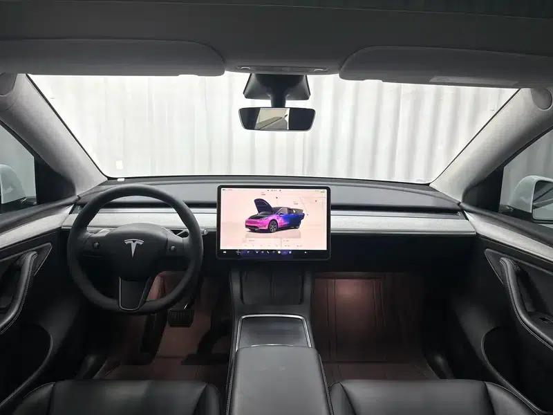 Model Y 2023 Rear-Wheel Drive — миниатюра 14