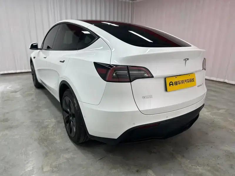 Model Y 2023 Rear-Wheel Drive — миниатюра 5