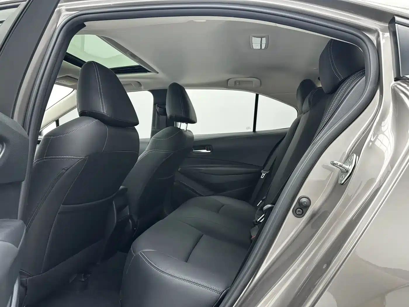 2021 Toyota Corolla 1.2T S-CVT Elite PLUS Edition — миниатюра 6
