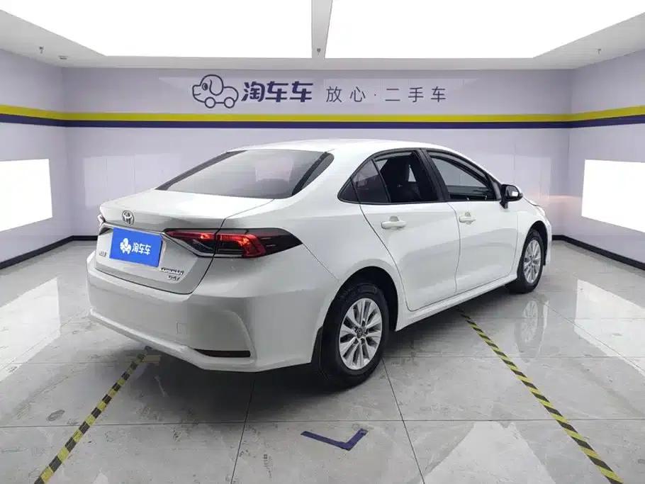 2019 Toyota Corolla 1.2T S-CVT GL Pioneer Edition — миниатюра 3
