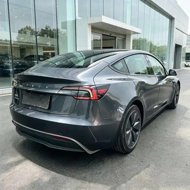 Model 3 2023 Rear-Wheel Drive — миниатюра 6