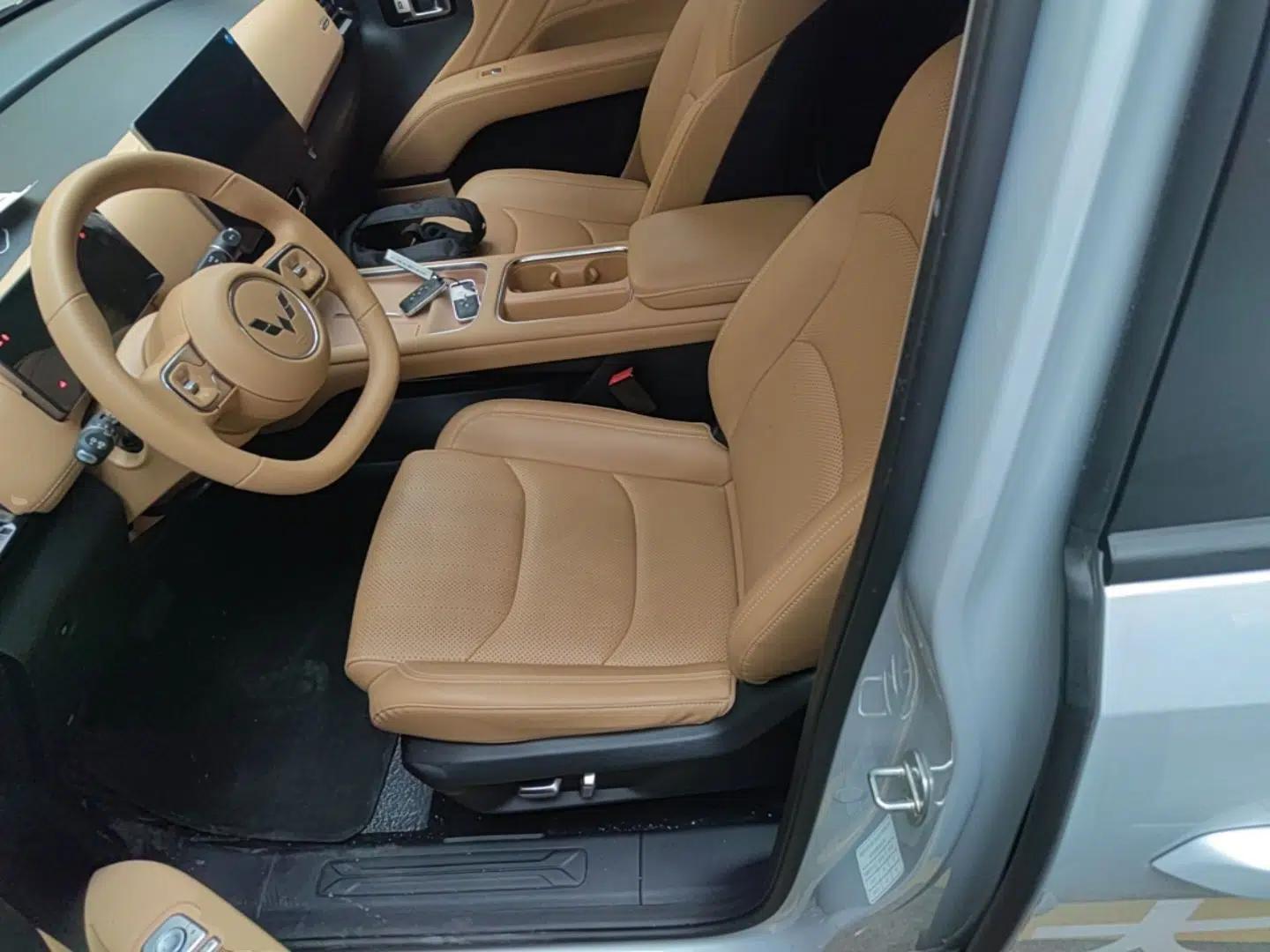 Wuling Starlight 730 2025 Model Plug-in Hybrid 125km Luxury Edition — миниатюра 22